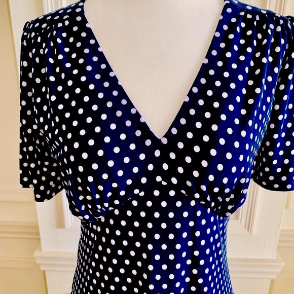 🦋Michael Kors Dress🦋 - Picture 2 of 4